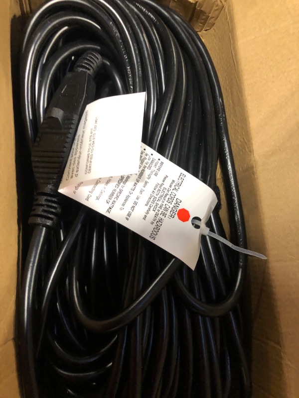 Photo 3 of Amazon Basics 25-Foot Extension Cord - 13 Amps, 125V - Black Black 25-Foot Single Extension Cord