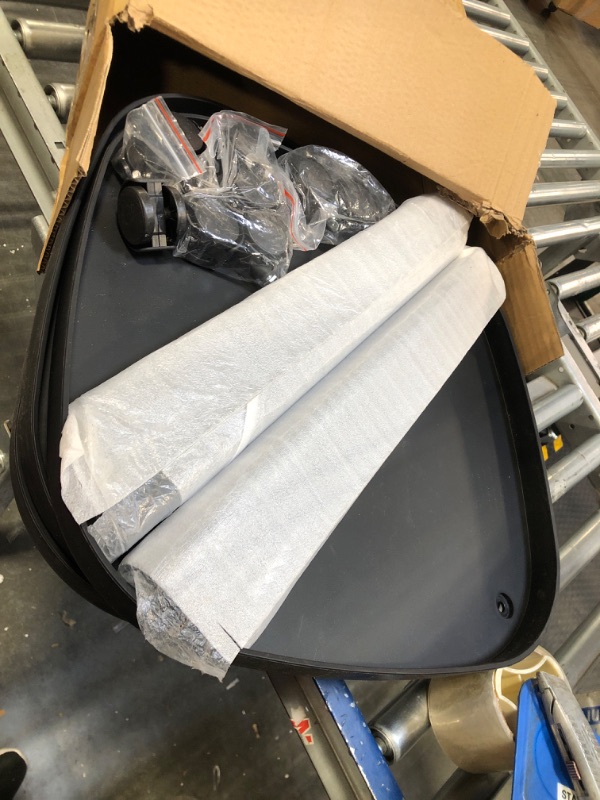 Photo 1 of villertech Side Table with Wheels, End Table Living Room Plastic Mobile Sofa Side Table Small Night Stand Bedroom Black (2 Pack) Black 2 Pack