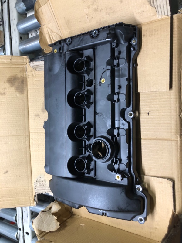 Photo 2 of BDFHYK Engine Valve Cover with Gasket Compatible with Mini Cooper 2007-2012 1.6L Replacement# 11127646555 11127585907