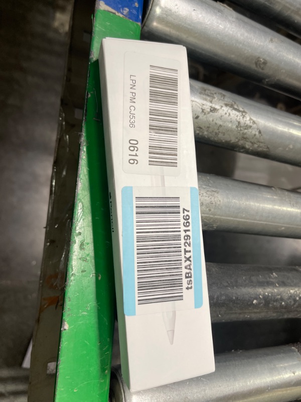 Photo 1 of Apple Pencil (2nd Generation)