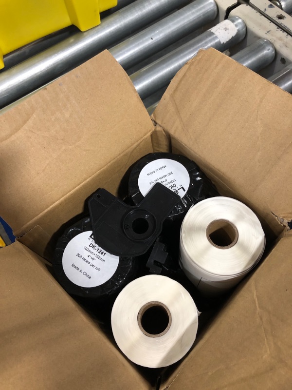 Photo 2 of Label KINGDOM Compatible Roll Replacement for Brother DK-1241 Die-Cut 4" x 6" Large Shipping White Paper Labels (102 mm x 151 mm) 200/ Roll DK Labels for QL-1110NWB (4 Roll + 1 Detachable Frame)