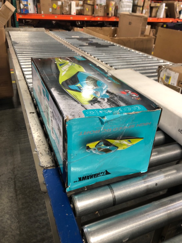 Photo 1 of 4DRC S2 High Speed RC Boats with LED Lights & 2 Batteries, 30+ mph Remote Control Boat for Pools and Lakes, Capsize Recovery, Low Battery Reminder,2.4Ghz Racing Boats for Adults Kids,Green