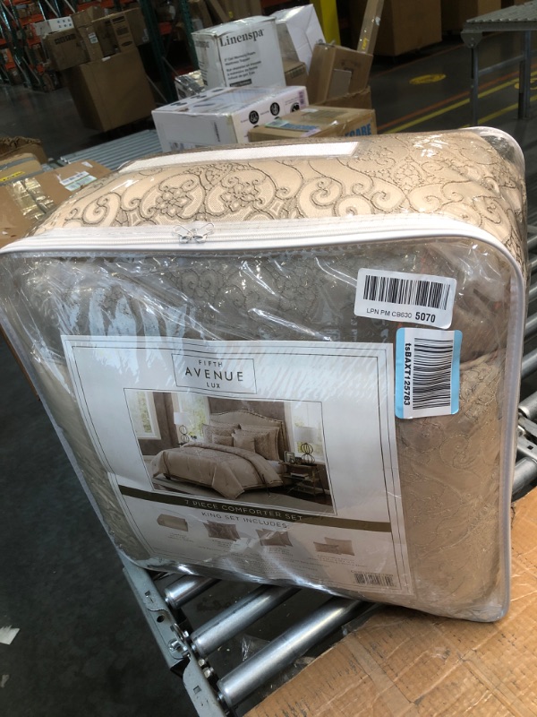 Photo 2 of 5th Avenue Lux Riverton Comforter Sets