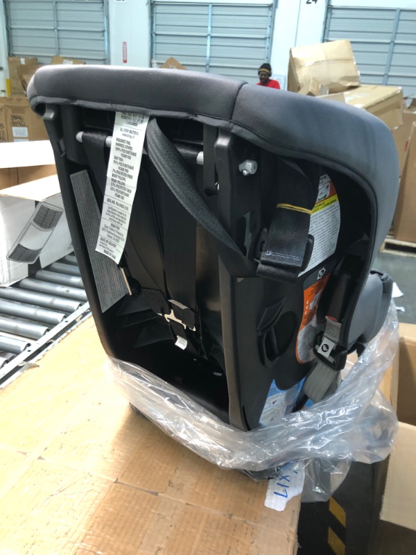 Photo 5 of Graco Extend2Fit Convertible Car Seat | Ride Rear Facing Longer with Extend2Fit, Redmond 2-in-1 Redmond