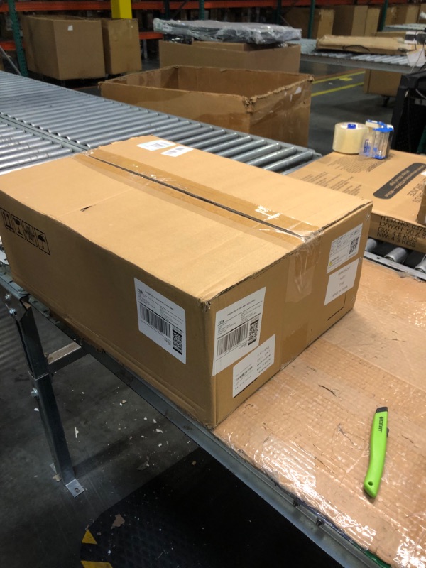 Photo 1 of ROADEAL Headlights Assembly for 1999 2000 2001 2002 2003 2004 Ford F250 F350 F450 F550 Super Duty / 00 01 02 03 04 Ford Excursion Sets Headlamp with Bumper Lamps Chrome Housing