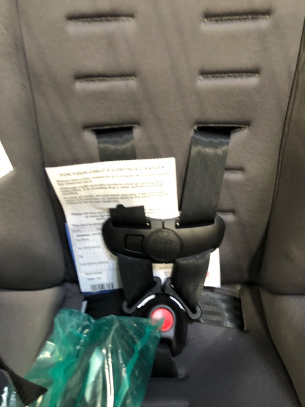 Photo 1 of Cosco Onlook 2-in-1 Convertible Car Seat, Rear-Facing 5-40 pounds and Forward-Facing 22-40 pounds and up to 43 inches, Black Arrows