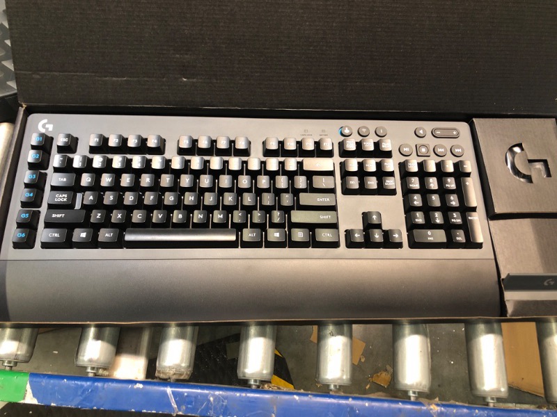 Photo 3 of Logitech G613 LIGHTSPEED Wireless Mechanical Gaming Keyboard, Multihost 2.4 GHz + Blutooth Connectivity - Black