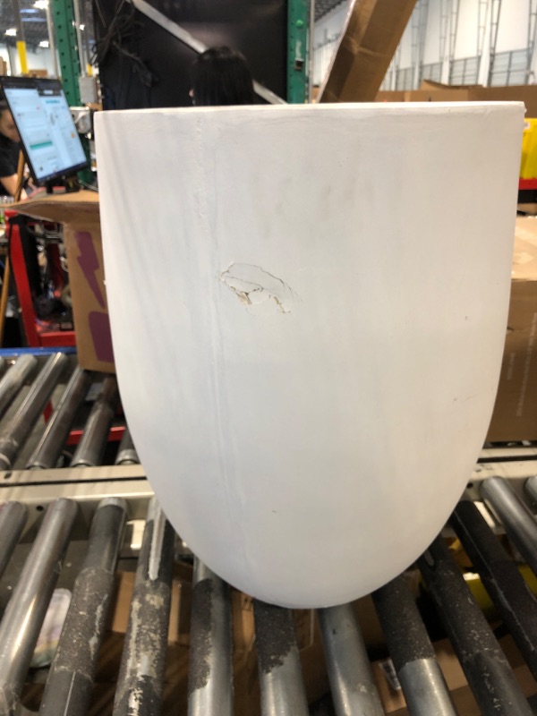 Photo 1 of ** DAMAGED ** Kante 18" Dia. Large Pure White Concrete Planter, Outdoor Indoor Modern Round Plant Pots, Lightweight, Heavy Duty, Weather Resistant, Seamless with Drainage Hole (RC0050C-C80011) Pure White 18"W Planters