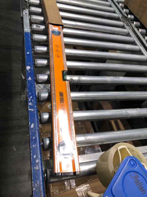 Photo 1 of 24 Inch Spirit Level, Heavy Duty Aluminium Alloy Level Tool, Orange