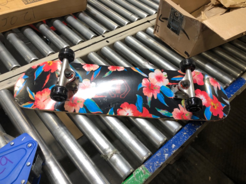 Photo 2 of Amrgot Skateboards for Beginners,31 * 8 inches Complete Skateboards for Kids,Boys,Girls and Adults,7 Layer Maple Wood,Double Kick Deck Concave Standard and Tricks Skateboard