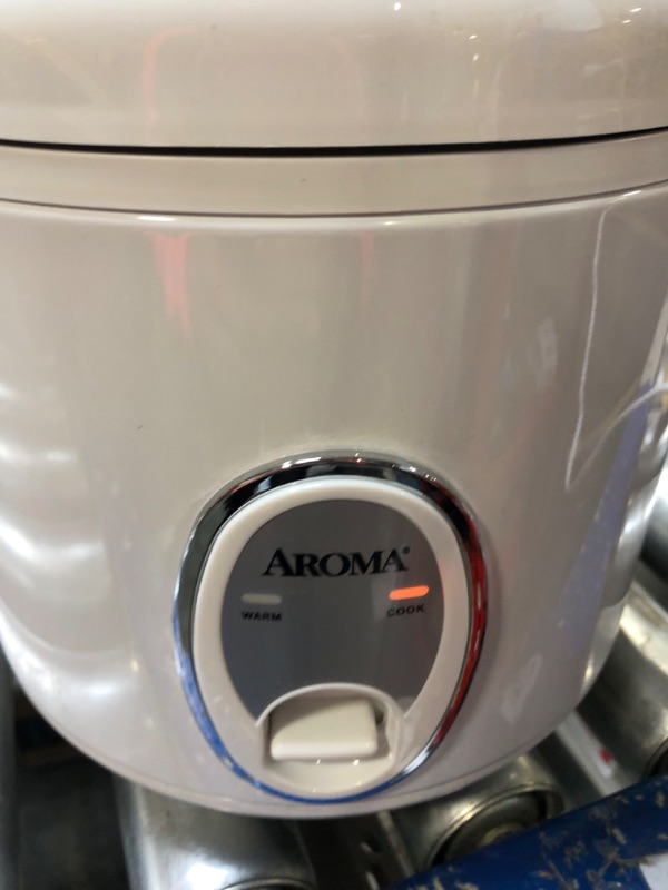 Photo 3 of Aroma Housewares 8-Cup (Cooked) (4-Cup UNCOOKED) Cool Touch Rice Cooker (ARC-914S)