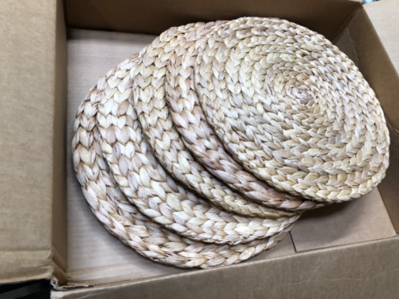 Photo 2 of (4 Sizes: 12"-13"-14"-15") BARIEN Woven Placemats Round Set of 6, Natural Water Hyacinth Weave Placemat for Dining Table, Large Handmade Woven Placemats Heat Resistant Non-Slip (12" - Set of 6) 6 12"