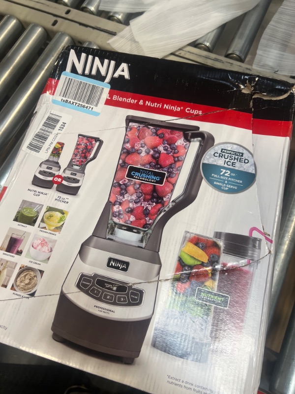Photo 2 of **FOR PARTS** Ninja BL660 Professional Compact Smoothie & Food Processing Blender, 1100-Watts, 3 Functions for Frozen Drinks, Smoothies, Sauces, & More, 72-oz.* Pitcher, (2) 16-oz. To-Go Cups & Spout Lids, Gray 1100 Watts with Single Serve