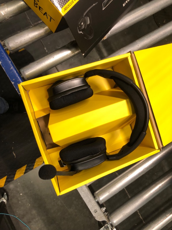 Photo 1 of Corsair Void RGB Elite Wireless Premium Gaming Headset with 7.1 Surround Sound - Discord Certified - Works with PC, PS5 and PS4 - Carbon (CA-9011201-NA), Black VOID RGB ELITE WIRELESS Black