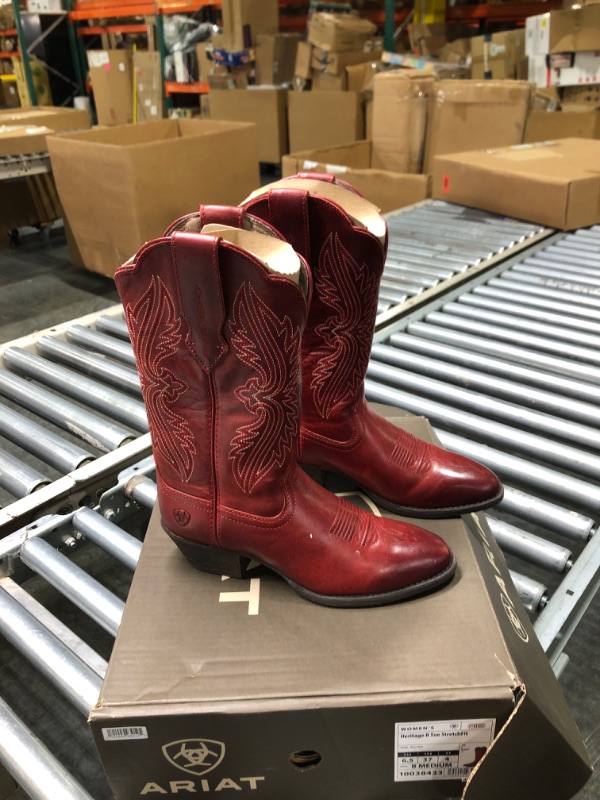 Photo 2 of Ariat Women's Heritage R Toe StretchFit Western Boot 6.5 Rosy Red