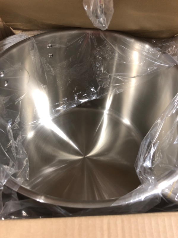 Photo 4 of Winco Premium Stainless Steel Stock Pot with Cover, 40 Quart