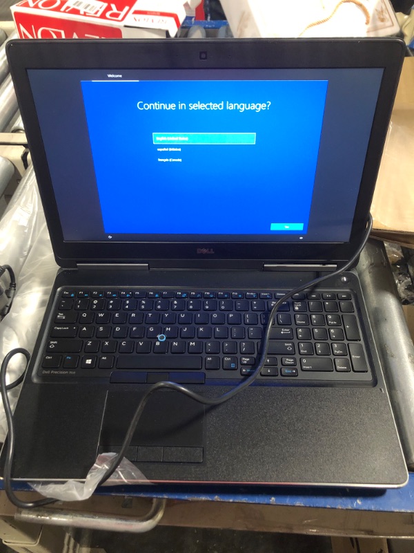 Photo 3 of Dell Precision 7710 17.3 inches FHD Laptop, Core i7-6820HQ 2.7GHz, 32GB RAM, 1TB Solid State Drive, Windows 10 Pro 64Bit, (Renewed)
