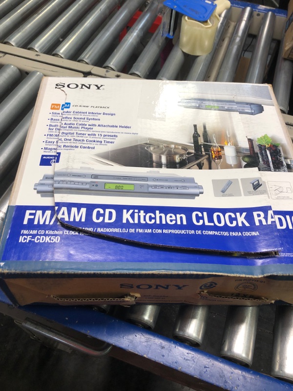 Photo 2 of Sony ICFCDK50 Under Cabinet Kitchen CD Clock Radio
