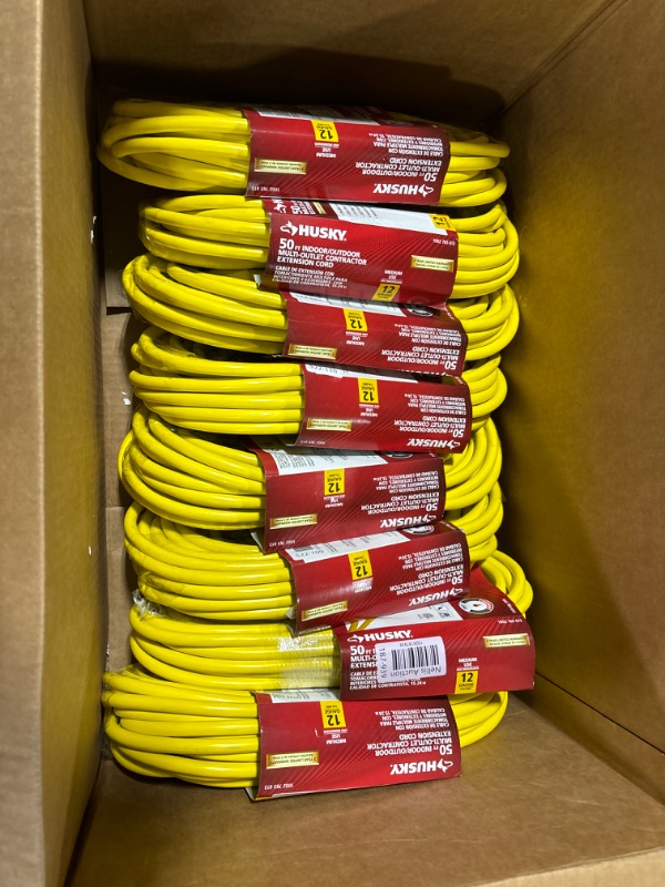 Photo 3 of Husky 50 Ft. 12/3 Lighted Triple Tap Extension Cord 8pk