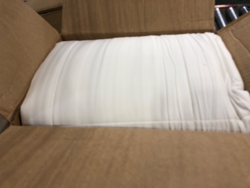 Photo 3 of 100% Viscose from Cooling Bamboo Comforter for Hot Sleepers- Breathable Silky Soft Bamboo Duvet Insert Twin Size-with 8 Corner Tabs- All Season Comforter (88x64 Inches, White) White Twin?88x64?