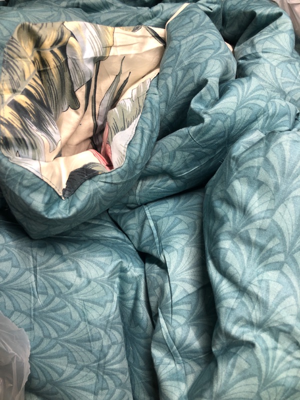 Photo 3 of **** USED**** ALEISSEL 100% Natural Cotton 3pcs Floral Comforter Sets Queen Size-Teal Blue Comforter with Luxurious Blush Flowers & Green Leaves on Grayish White, Reversible Lightweight Bedding Sets(Full/Queen Full/Queen (90"×90") Botanical-teal Blue