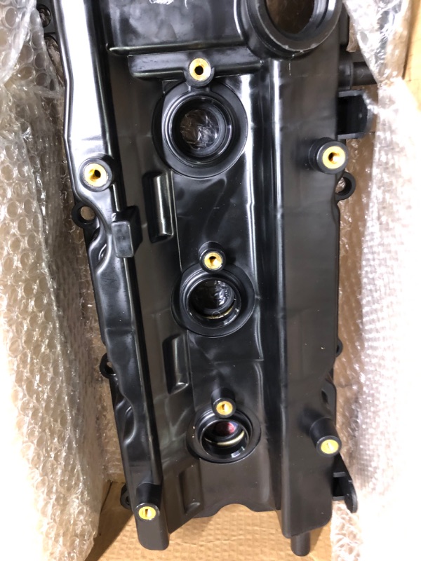 Photo 2 of Nissan Genuine (13264-EA210) Valve Cover Assembly, Black