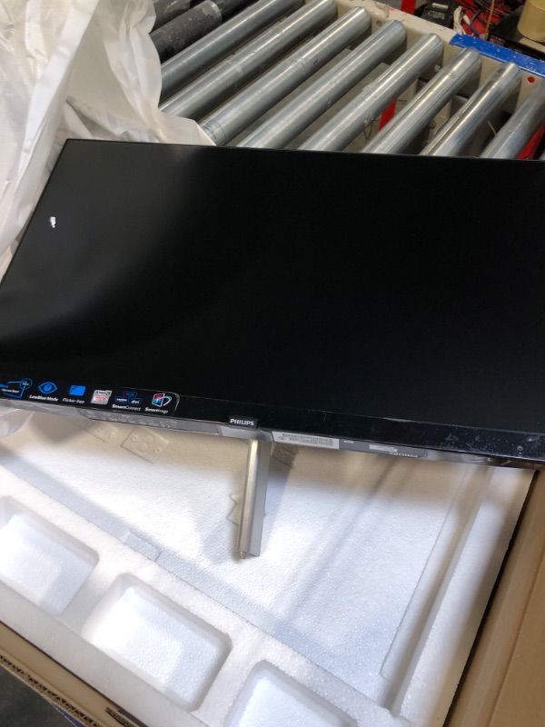 Photo 1 of PHILIPS 226E9QDSB 22" Frameless Monitor, Full HD IPS, FreeSync 75Hz, VESA, 4Yr Advance Replacement Warranty 22" FHD