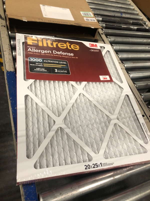 Photo 1 of 3M Filtrete Allergen Defense Filter AD03-2PK-6E-NA, MPR 1000, 20 in x