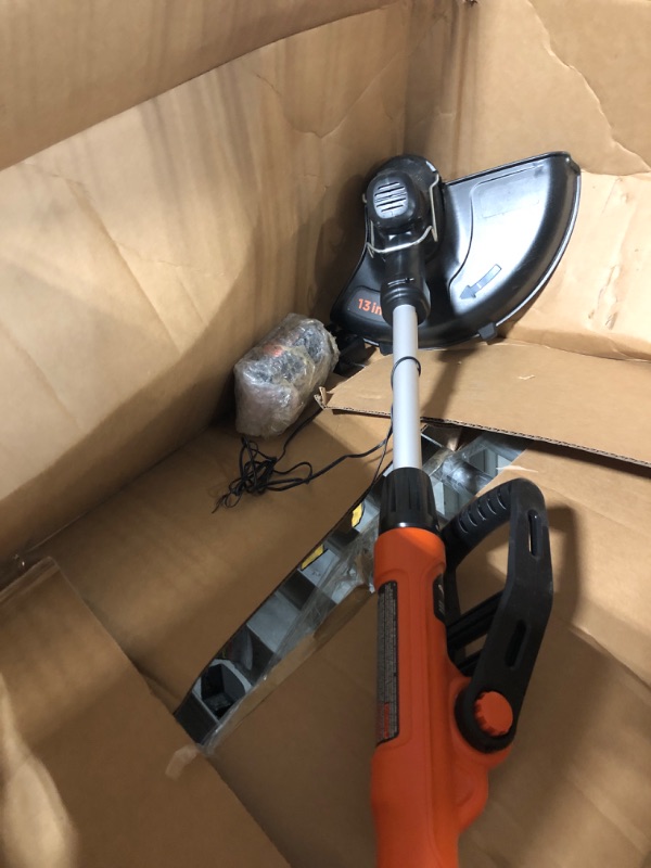 Photo 3 of **USED**  BLACK+DECKER 20V MAX String Trimmer/Edger Kit, 10-Inch with Safety Eyewear, Lightweight, Clear Lens (LST201 & BD250-1C) Kit w/ Safety Glasses