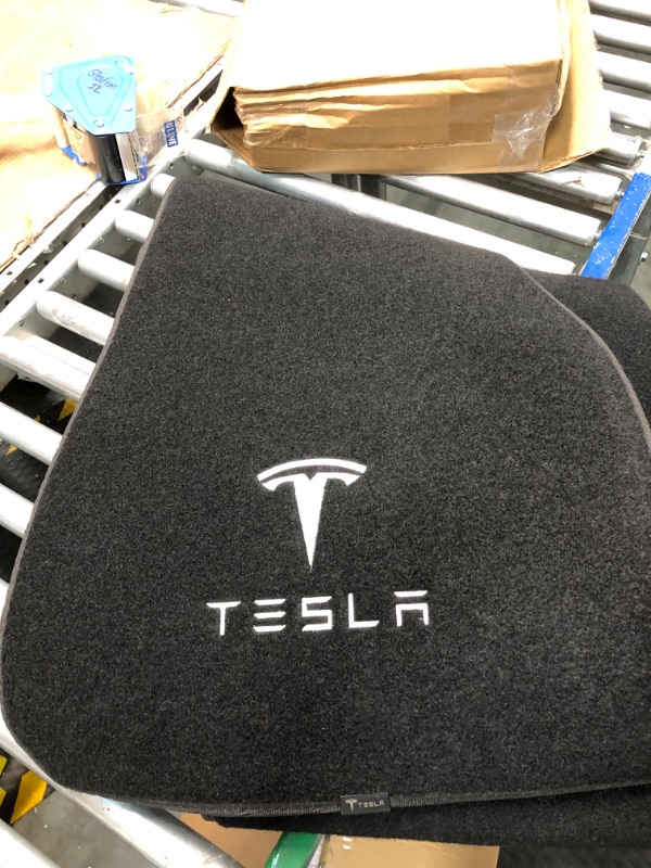 Photo 1 of Custom Fit for Tesla Model 3 Car Floor Mats Original Factory Design All-Black Carpet Tesla Logo Embroidery 3-L/W