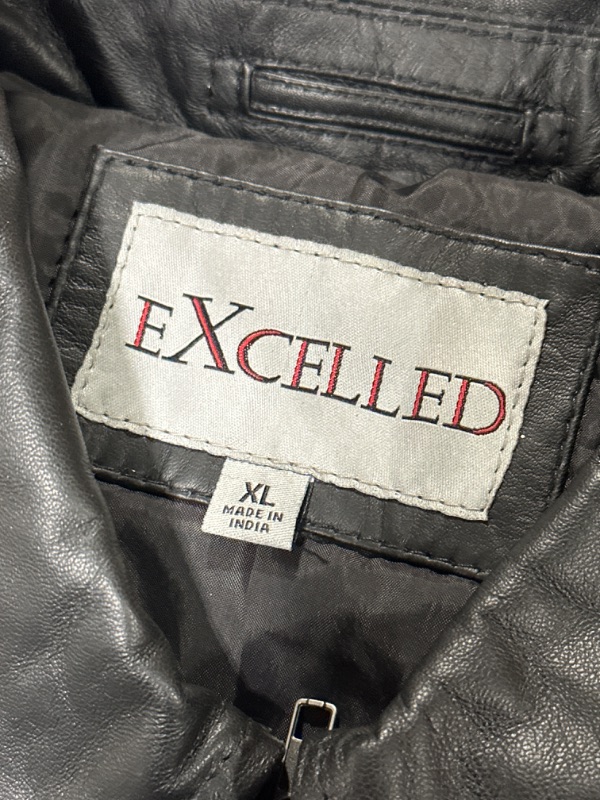 Photo 3 of Excelled Leather Men's New Zealand Lambskin Leather Classic Open Bottom Jacket size XL
