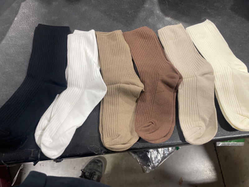 Photo 1 of 6 pairs of socks 