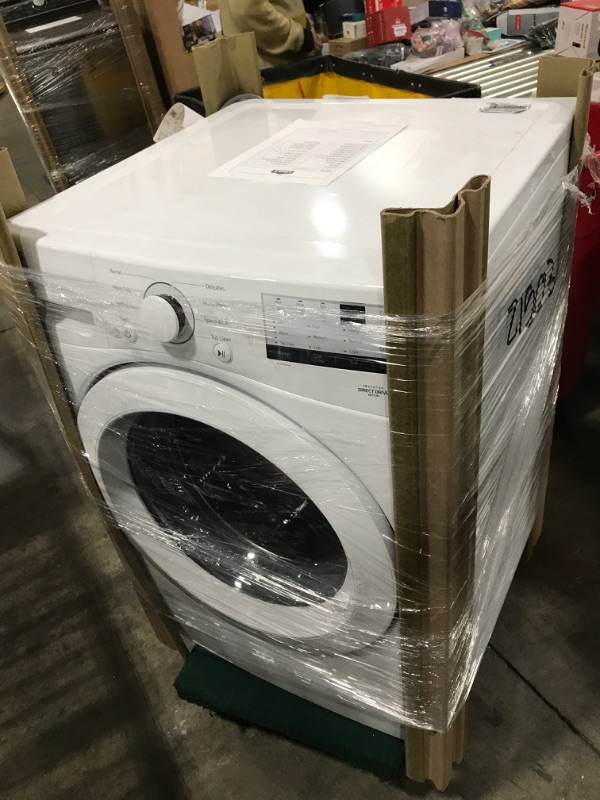 Photo 2 of LG 4.5-cu ft High Efficiency Stackable Front-Load Washer (White) ENERGY STAR
