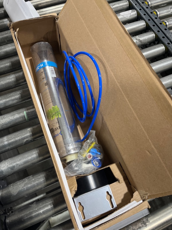 Photo 2 of Pentair Everpure H-300 Drinking Water System, EV927076, Includes Filter Head, Filter Cartridge, All Hardware and Connectors, 300 Gallon Capacity, 0.5 Micron