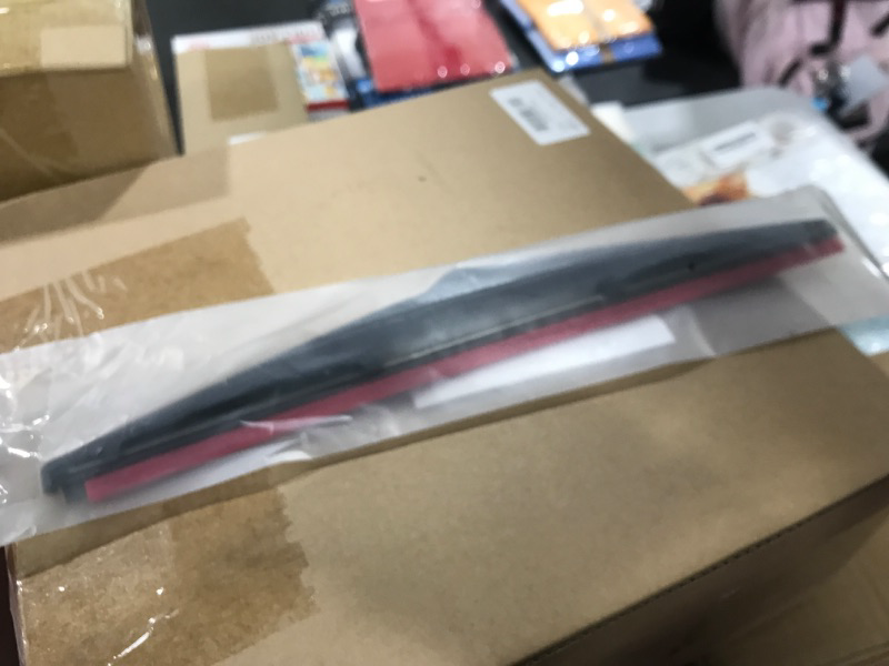 Photo 2 of 12 inch Rear Wiper Blade Replacement for Hyundai Elantra 2018 2012-2009/ Seltos 2022 2021/Tucson 2015-2010/ Sportage 2016-2011 Back Windshield Wiper Blade 12-K (Single)
