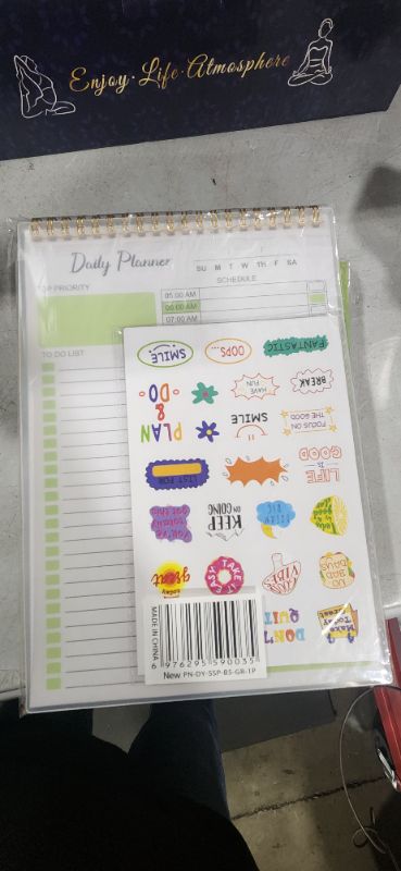 Photo 1 of To Do List Notepad, Undated Daily Planner Notebook with Hourly Schedule, 60 Sheets 7 X 10" Task Checklist Agenda Pad w/Monthly Calendar, For Work Office Home,Green 7X10 Daily(Green)