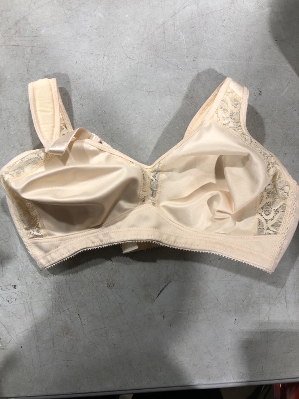 Photo 1 of 36 B Beige bra