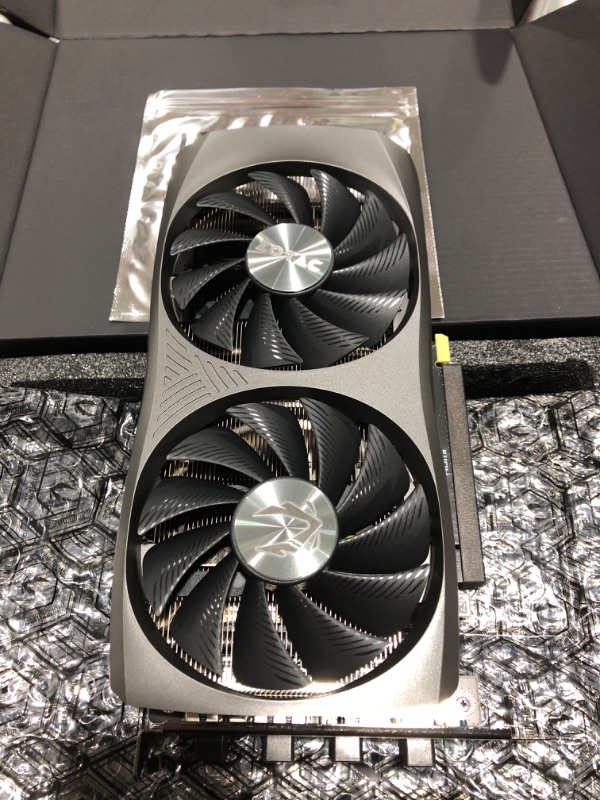 Photo 5 of ZOTAC Gaming GeForce RTX 4070 Twin Edge DLSS 3 12GB GDDR6X 192-bit 21 Gbps PCIE 4.0 Compact Gaming Graphics Card, IceStorm 2.0 Advanced Cooling, Spectra RGB Lighting, ZT-D40700E-10M