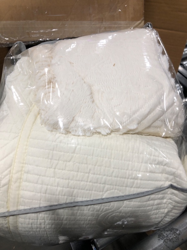 Photo 3 of VCNY Home - Westland Collection - Super Soft & Plush Microfiber Quilt Set - Lightweight, Elegant, and Breathable, Machine Washable, King, Ivory King Ivory