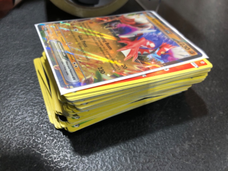 Photo 1 of POKÉMON DECK UNKNOWN AMOUNT 