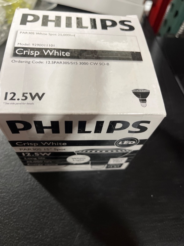 Photo 1 of Philips LED Non-Dimmable PAR30S 15-Degree Spot Light Bulb: 780-Lumen, 3000-Kelvin, 12.5-Watt (60-Watt Equivalent), E26 Base, Bright White, 1-Pack