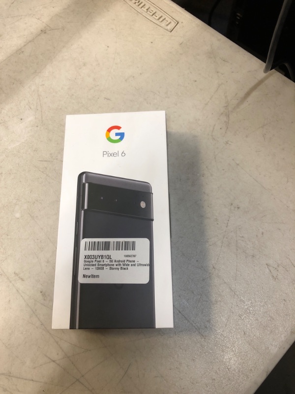Photo 2 of Google Pixel 6 – 5G Android Phone - Unlocked Smartphone with Wide and Ultrawide Lens - 128GB - Stormy Black
