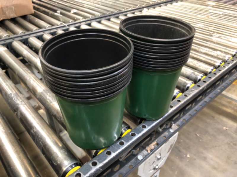 Photo 1 of 19 Pack Plastic Plant Pots