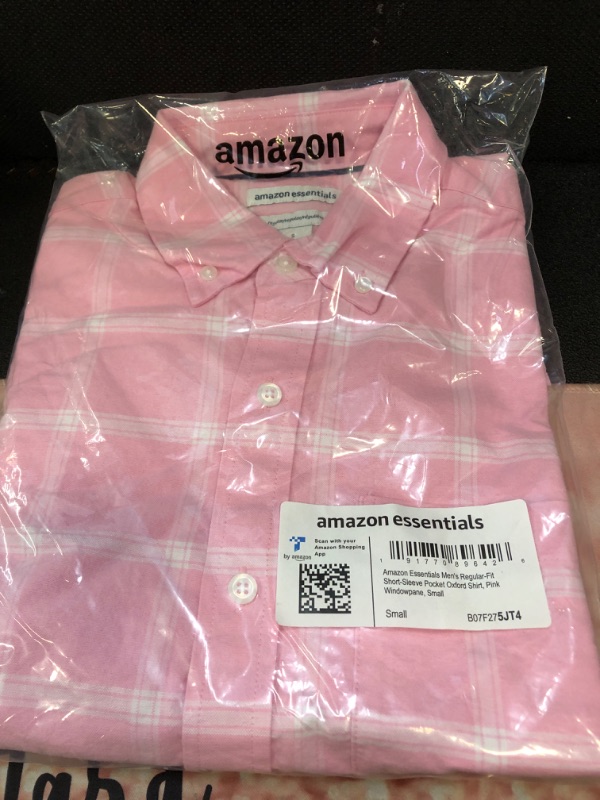 Photo 2 of Amazon Essentials Men's Regular-Fit Short-Sleeve Pocket Oxford Shirt Small Pink Windowpane