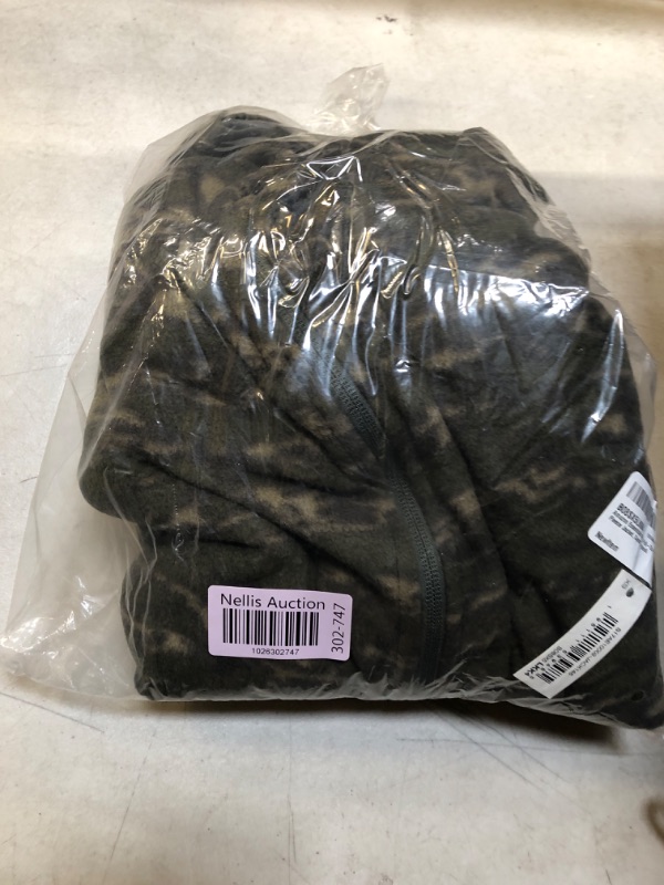 Photo 2 of Amazon Essentials Men's Full-Zip Fleece Jacket (Available in Big & Tall) Polyester Dark Green Camo X-Small