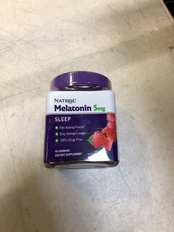 Photo 2 of Natrol Melatonin 5mg, Dietary Supplement for Restful Sleep, 90 Strawberry-Flavored Gummies, 45 Day Supply 90 Count (Pack of 1)  (EXP:12/23) 