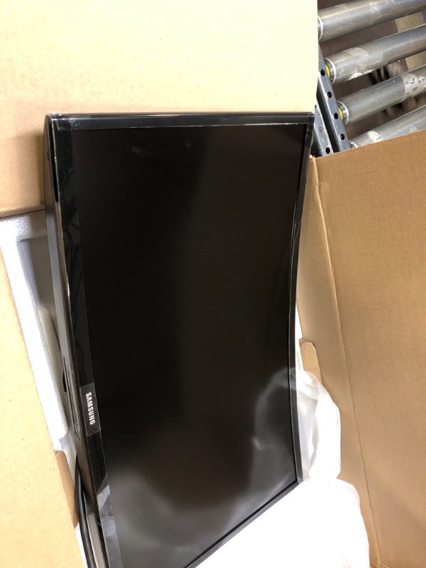 Photo 2 of SAMSUNG 23.5” CF396 Curved *PARTS ONLY*Computer Monitor, AMD FreeSync for Advanced Gaming, 4ms Response Time, Wide Viewing Angle, Ultra Slim Design, LC24F396FHNXZA, Black 24-Inch Curved DP/HDMI/1-Yr Warranty