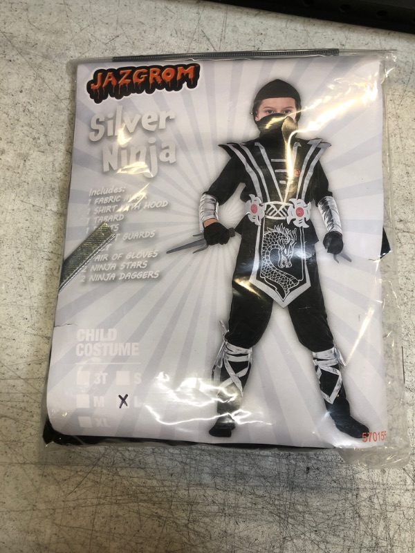 Photo 2 of JAZGROM Ninja Costume for Boys Silver Halloween Role Play Dress Up for Kids
SIZE L 