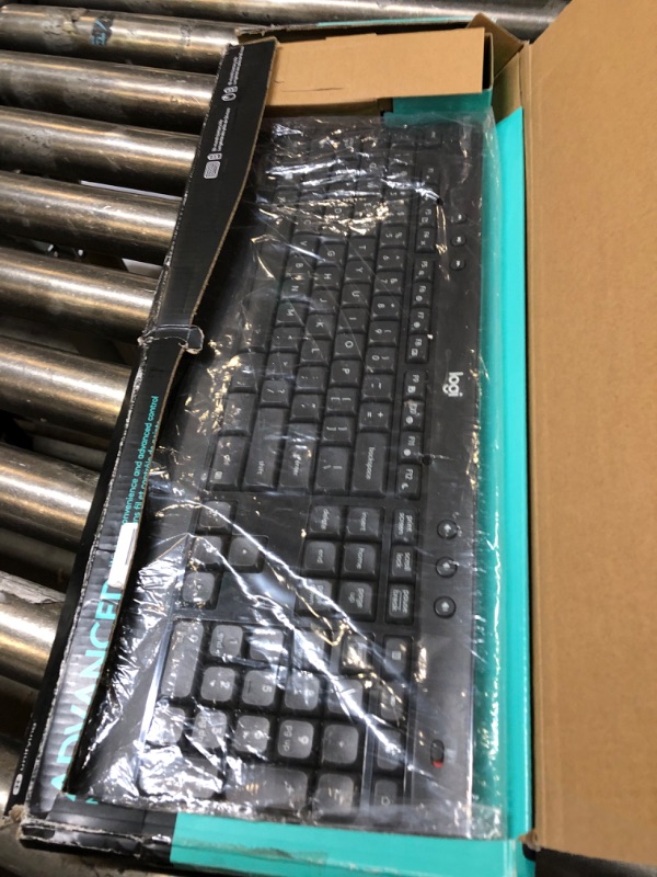 Photo 2 of Logitech MK540 Wireless Keyboard Mouse Combo 1 Pack