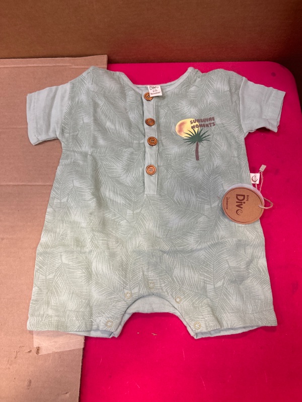 Photo 1 of  baby-boys Classic  size 12m 